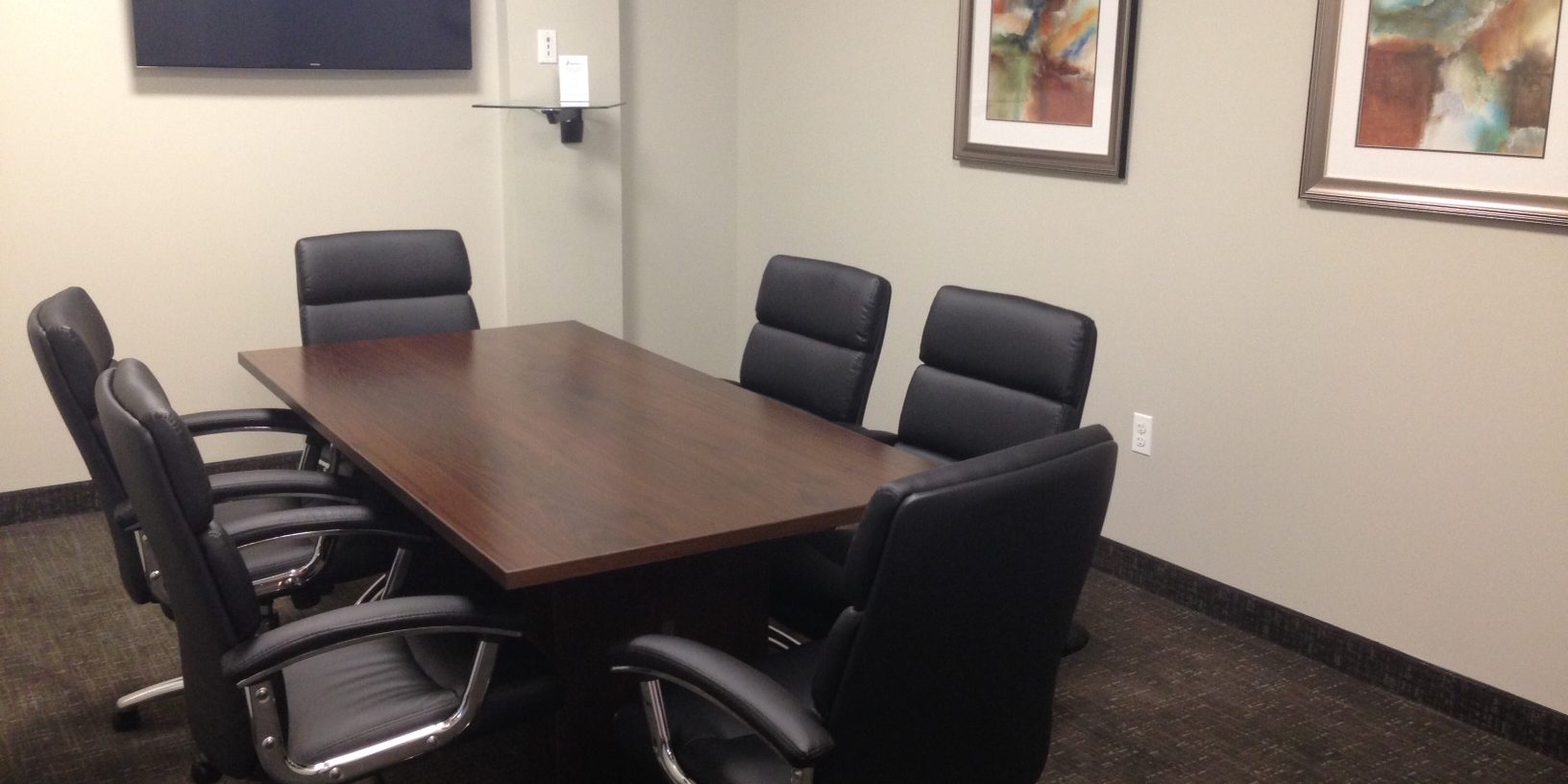 Top Ways My Annapolis Professional Offices Gives Back to Our Clients A professional meeting room in Annapolis office suites center